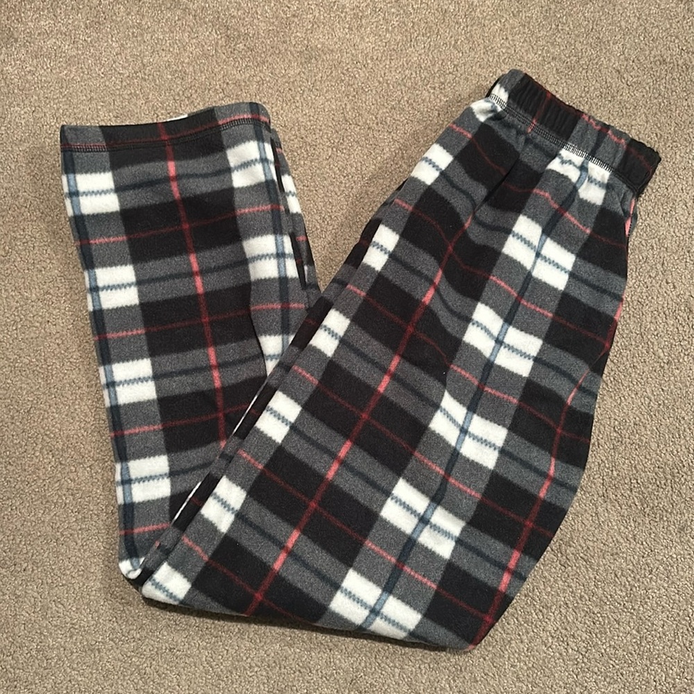 NWOT Cambridge Classics flannel warm pj pants // size large
